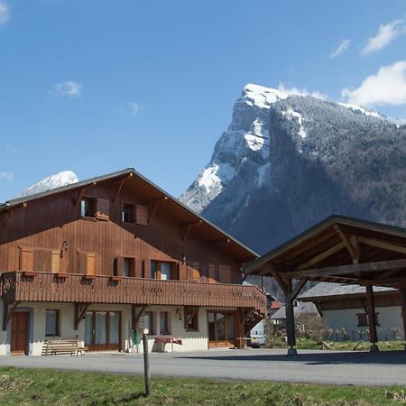 Particulier Loue 2 Appartements Communicants Dans Chalet A Samoens Jusqu A 16 Couchages Exteriör bild