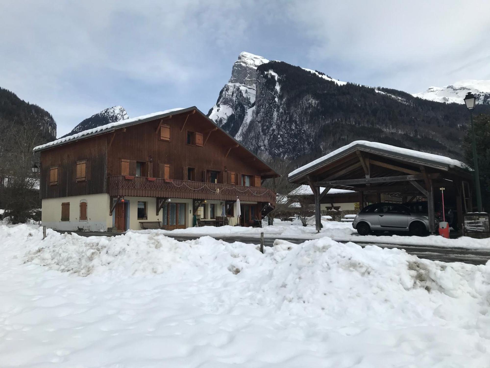 Particulier Loue 2 Appartements Communicants Dans Chalet A Samoens Jusqu A 16 Couchages Exteriör bild